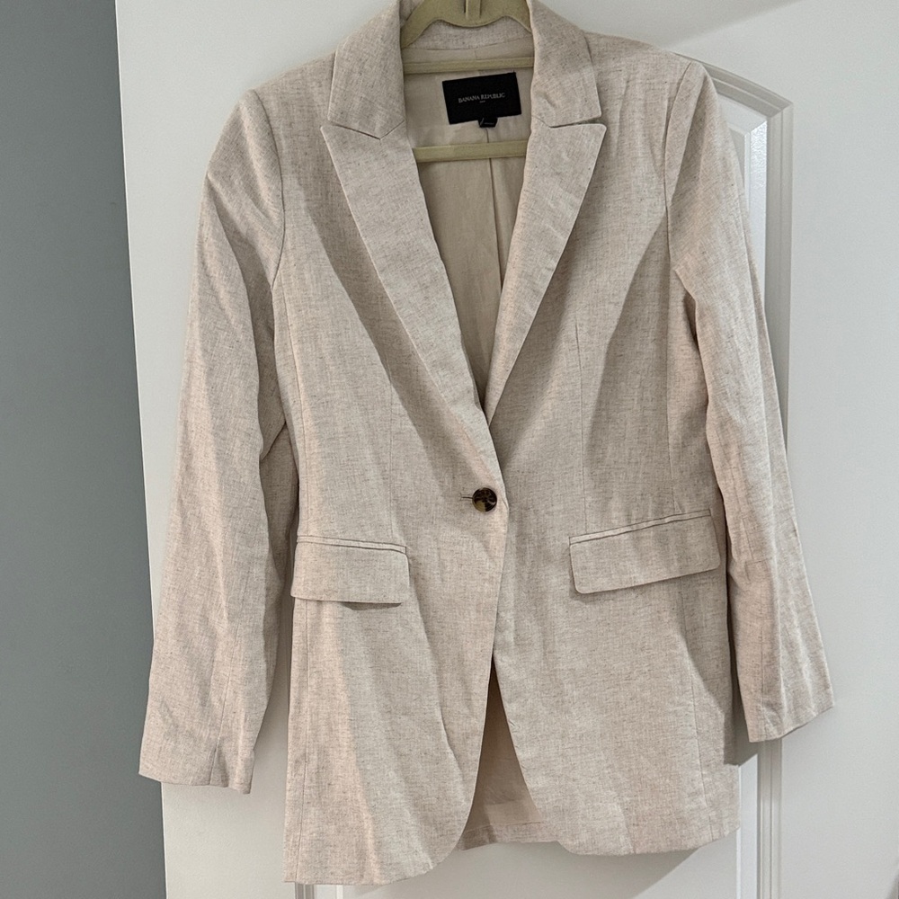 Banana Republic Women's Beige Blazer